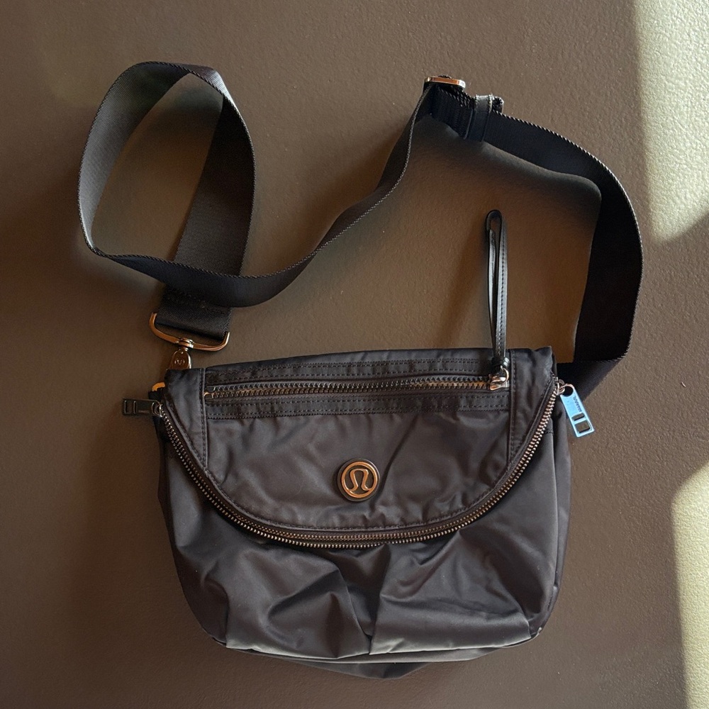 lululemon athletica Black Crossbody Bag